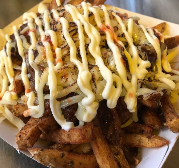 southbankcentre's tweet photo. Time marches on inexorably. Which means it's nearly lunch! Visit @hankslondon for slow-cooked beef buns, fish burgers &amp; fries @SCFoodMarket https://t.co/egqxf843m6