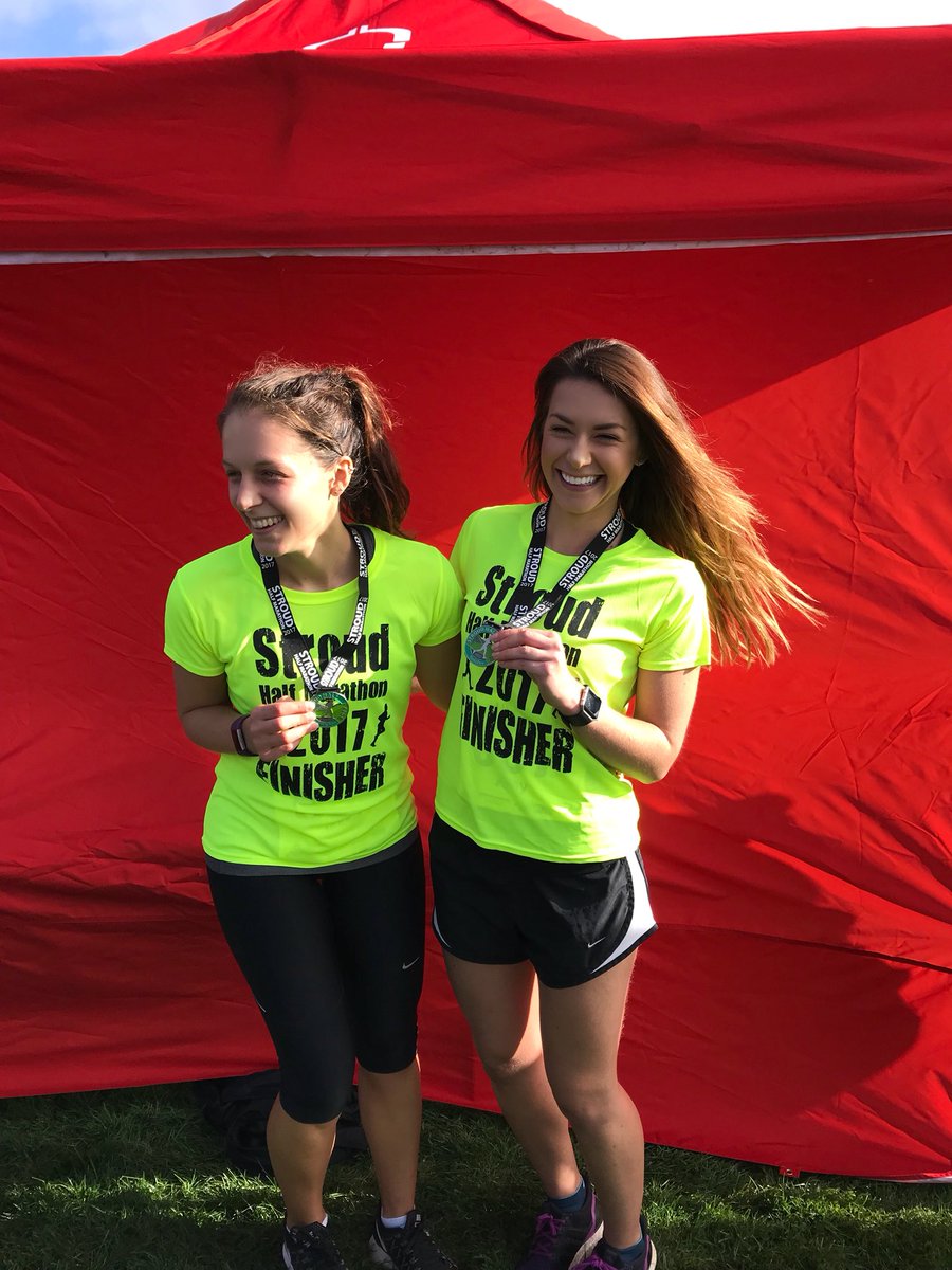 amyrosannag's tweet image. Half Marathon 4️⃣ out of 5️⃣✅ done in 5 consecutive weeks all for 5 awesome causes - link in BIO!! Last one @RiverThamesRun can’t wait!!