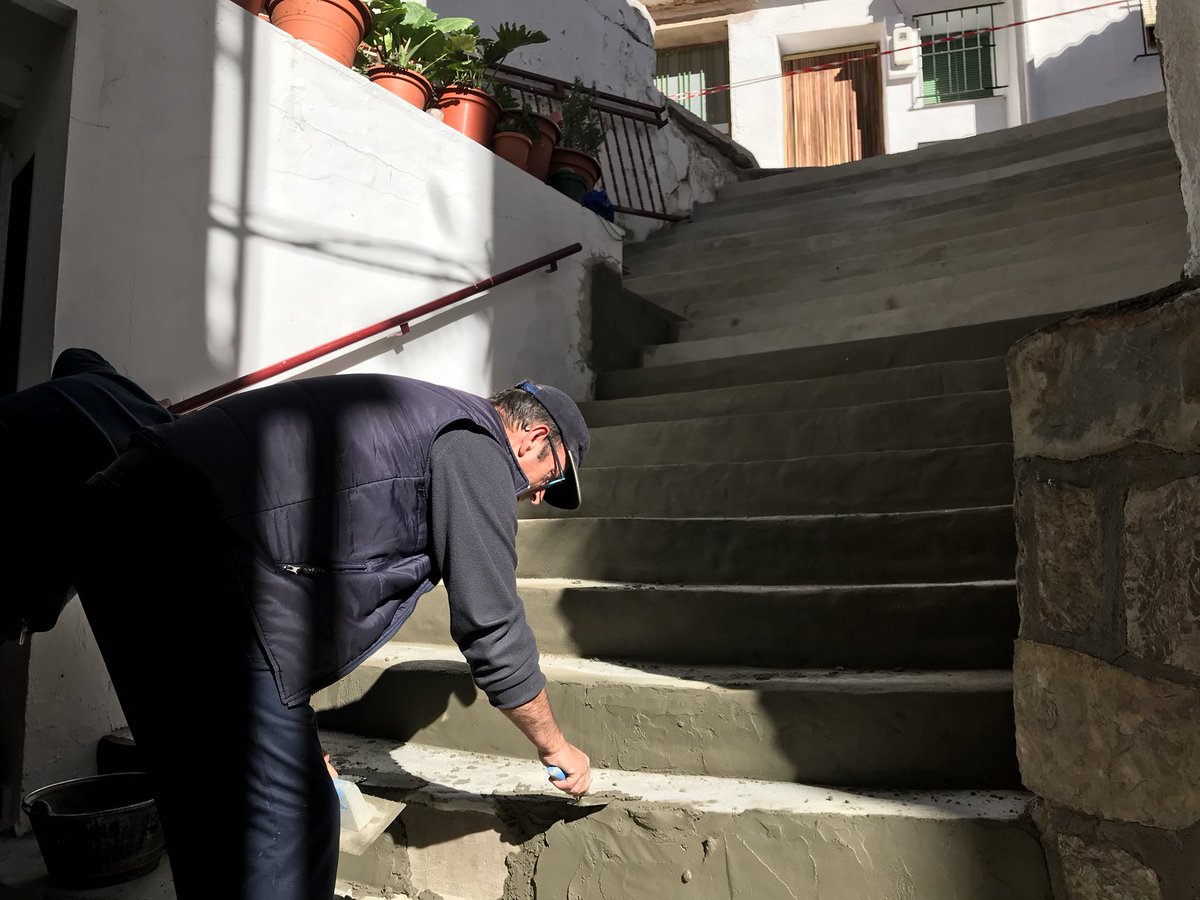 EgJuan92's tweet photo. Seguimos desde @Ayto_Bogarra mejorando calles en estado de deterioro. Comprometemos inversión para nuestros vecinos. #MejoramosBogarra https://t.co/sqgBW0dKEq