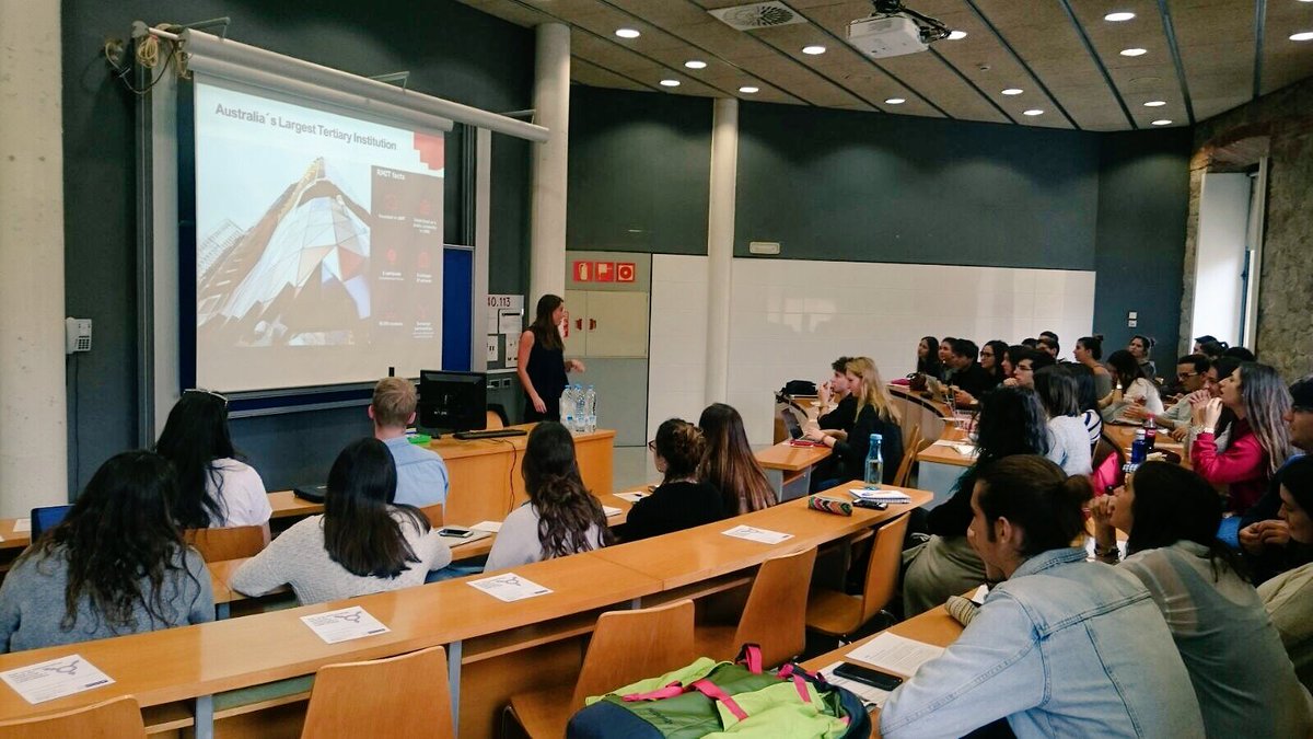 RMITEurope's tweet photo. So great to chat with @UPFBarcelona students about #RMIT exchange options in Australia #exploRMIT #RMITGlobal https://t.co/sW7p0XBQDJ