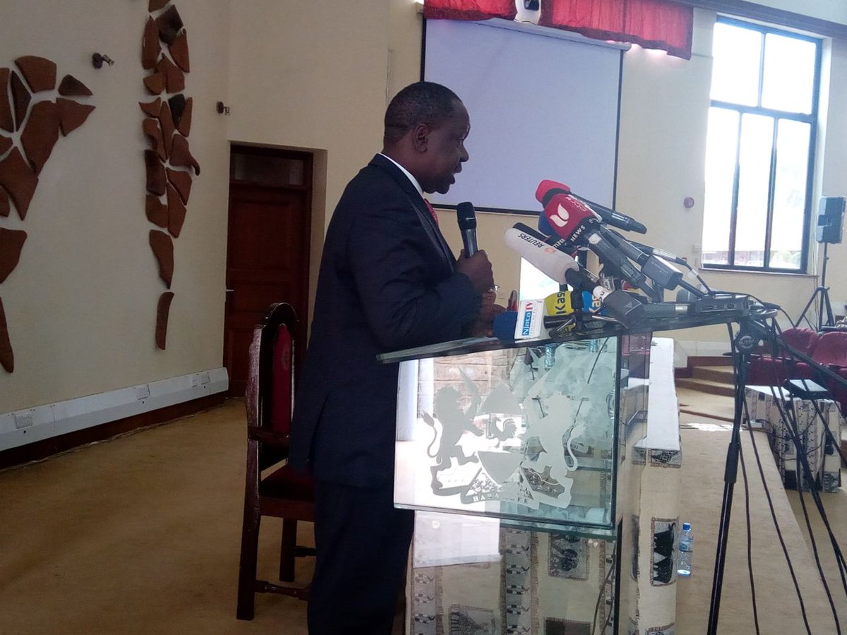 Chamgeifm1's tweet photo. Interior CS Matiang’i asks security chiefs to exercise restraint ahead of Thursday poll; warns stern action against rioters and looters. https://t.co/tTwWYaoIog