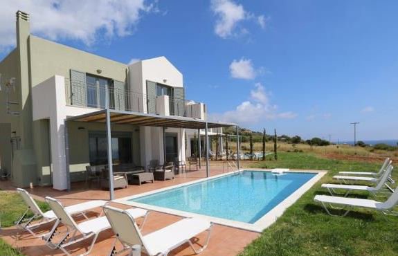 aplaceinthesun's tweet image. ☀🌴 Get ready to SAVE or SPLURGE! 16 properties from around the world covering all budgets - click to have a look bit.ly/2hYRpg2