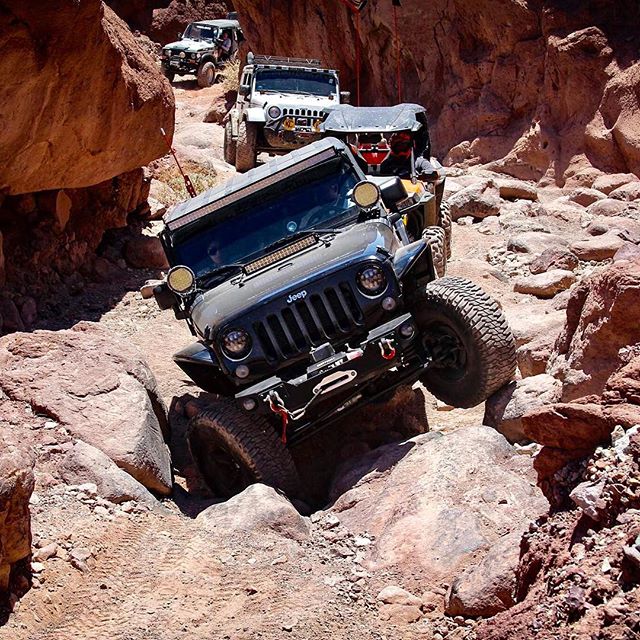 LubeLocker's tweet photo. Make your own playground.  @jeep 📸: @valley_jku https://t.co/tI7NbdYrHX