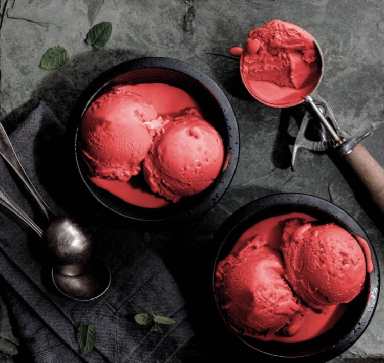 BertaPinna's tweet photo. Il mio #lunedì ha sapore di gelato! Oggi incontrerò il grande maestro Paolo Brunelli per una degustazione a #host2017 grazie #orionstyle https://t.co/XW4yj7Xe5k