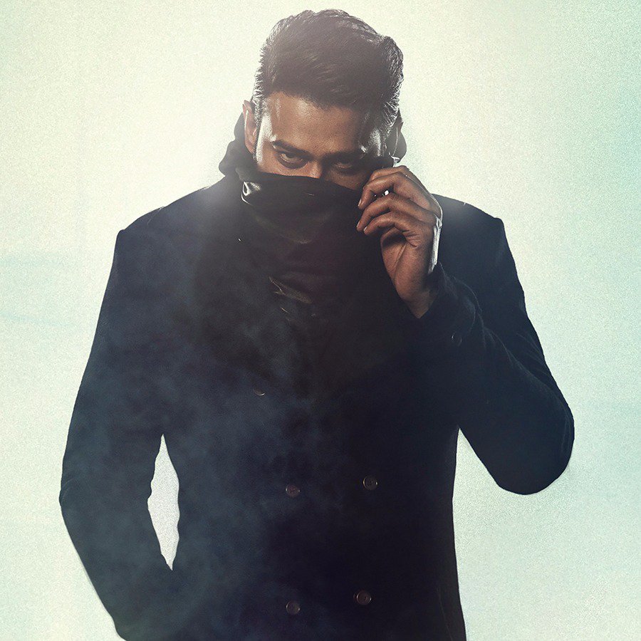 PrabhasRaju's tweet photo. UNSTOPPABLE INDIA'S BIGGEST SUPER STAR PRABHAS 👏
“#HBDDarlingPrabhas https://t.co/OWwNr523So