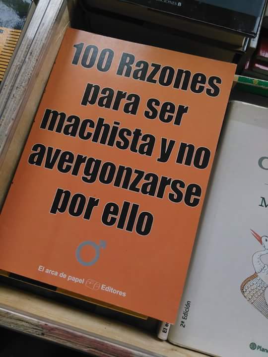 RbertoLpez's tweet photo. Cogiendo ideas para la 1a Feria del Libro de Moderdonia #Heteropatriarcado #PutosFachas #Necesitanunabrazo @IgnatiusFarray https://t.co/62NuKYX9e0