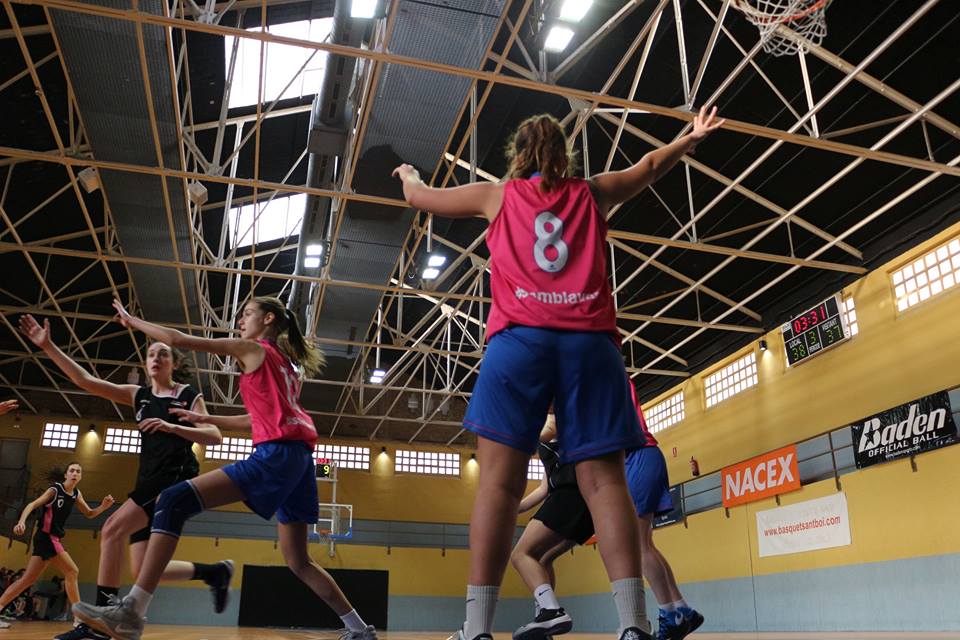 WITbasketU18's tweet photo. WIT no és només un torneig júnior femení. És el punt de trobada del bàsquet femení #WITBasket https://t.co/083GBO0WEX