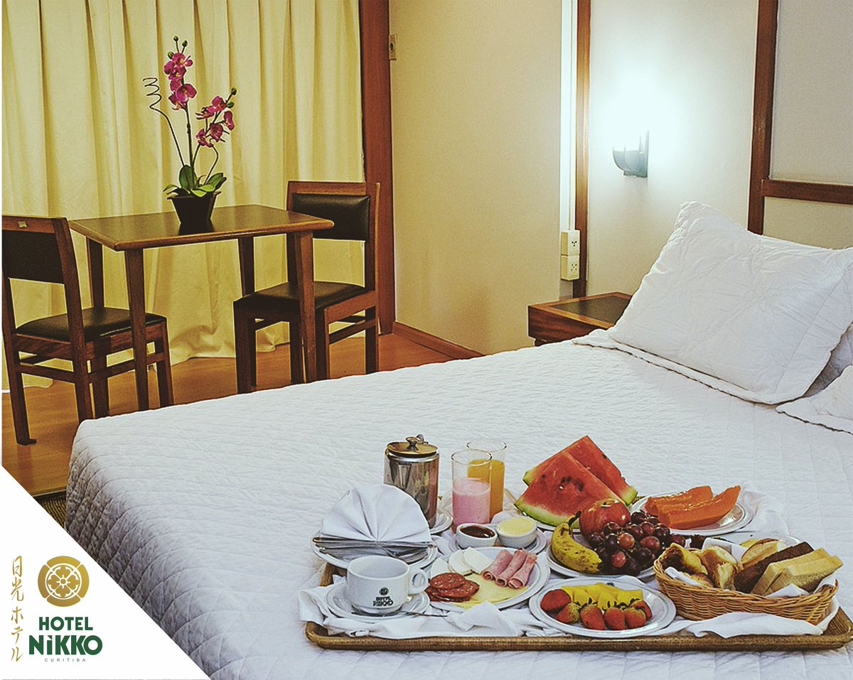 Quer a comodidade de receber seu café da manhã no quarto?
O Hotel Nikko também dispõe desde serviço! Consulte os valores, itens e condições.