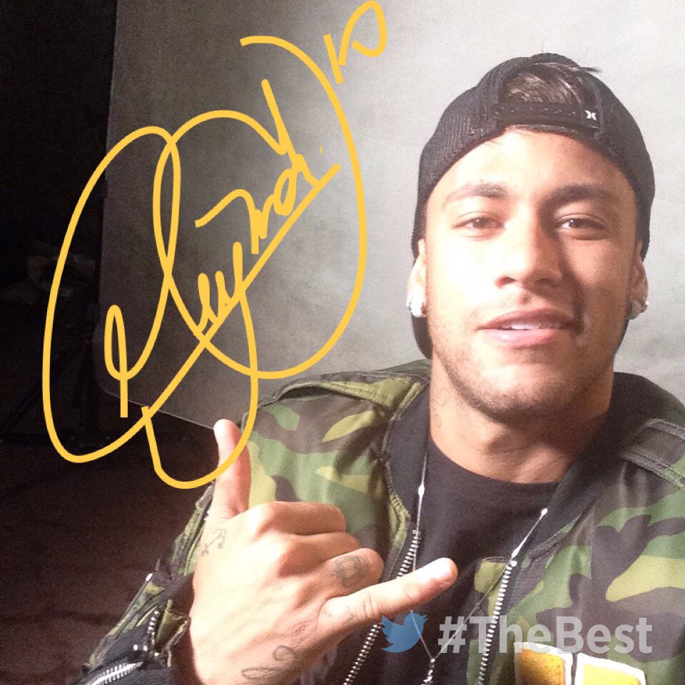 FIFAcom's tweet photo. #Neymar is here 🤙
#TheBest https://t.co/okds8rzdoZ