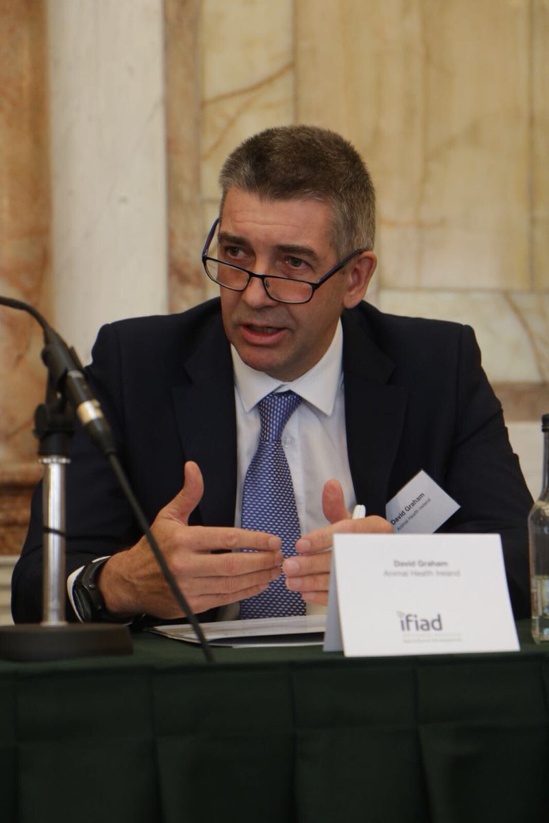 selfhelpafrica's tweet photo. David Graham @animalhealthire discussing #onehealth from animal health perspective at #IFIAD17 https://t.co/Pre3YmQ9gk