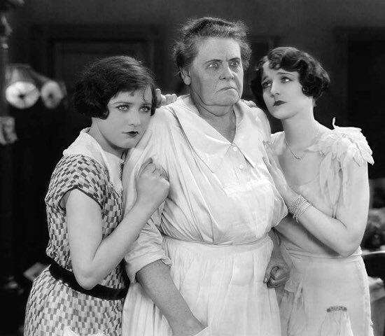 SilentRevue's tweet photo. #SallyONeil, Marie Dressler and Gertrude Olmstead, “The Callahans and the Murphys”, 1927. #botd #lostfilm #checkyourattics https://t.co/HhlzTFATFy