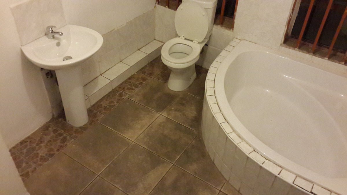 Rent_360's tweet photo. Looking for accommodation around Auckland park? a single room, a sharing room, a cottage. we’ve definitely got something that suits you. https://t.co/feWZY0BfgR