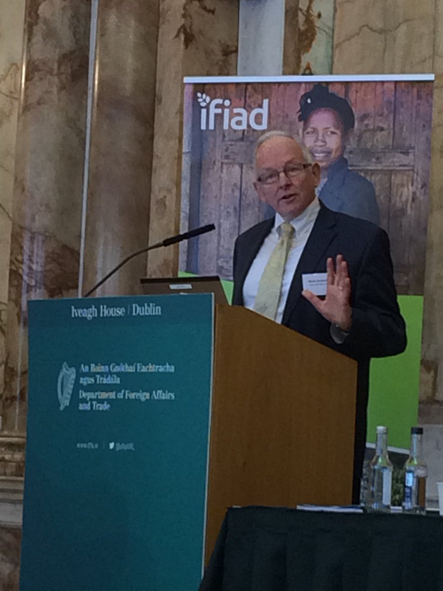 david_dalton1's tweet photo. David Governey of @selfhelpafrica board closes very successful #IFIAD17 conference. Recurring conf theme was antibiotic resistance / overuse https://t.co/Bi59UxYOBT