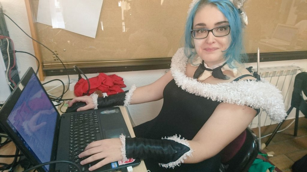 daiesicr's tweet photo. #HackatonESI #Talentum https://t.co/FDxYUm1xSY