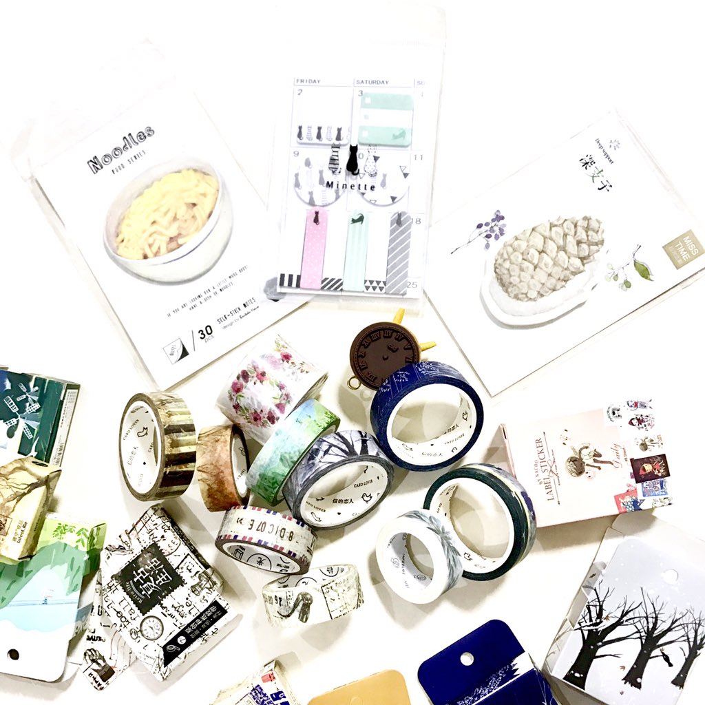 DivergentGryffi's tweet photo. 1. Eeep! Finally got my Shopee order! #hoarderalert All these for P600 or around $12 https://t.co/jxLA2lIuvG
