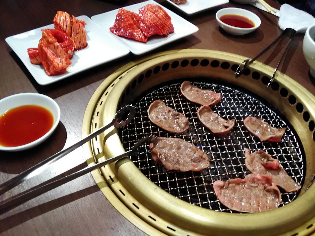 ht06power's tweet photo. 大阪恵海人4連焼肉戦争。
#beefeveryday https://t.co/FuV8YUigSm