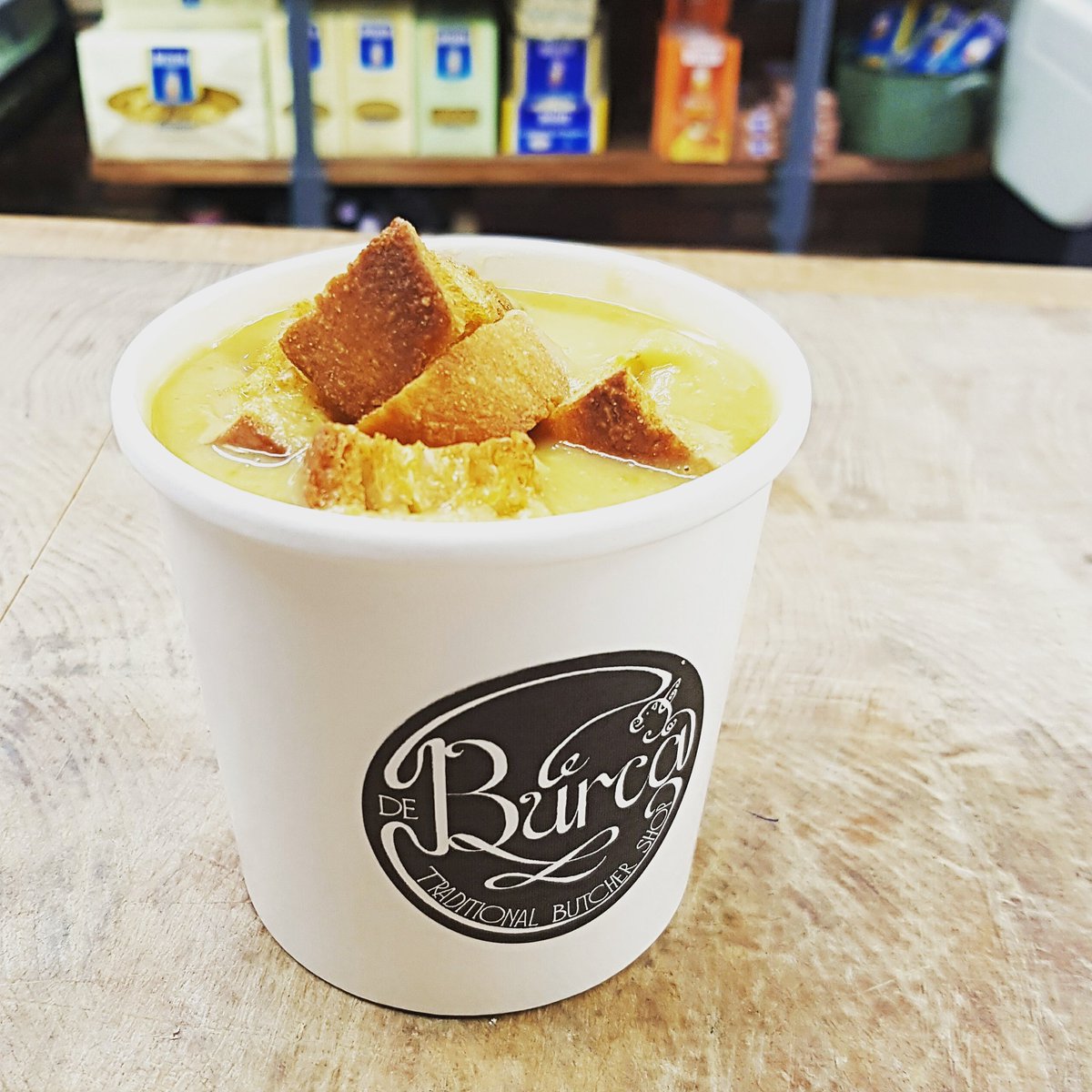 DeBurcaButcher's tweet photo. Creamy Roasted Sweet Potato Soup for this wet cold Monday โค
#deburca #souptogo #Castlebar #Mayo https://t.co/lEiDIpgrVw