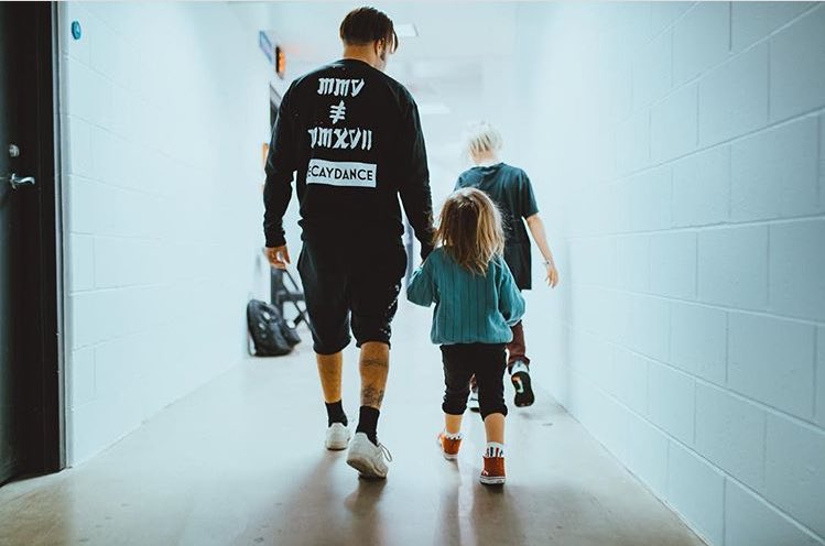 poisoned_youth_'s tweet image. Pete and Saint last night 💜 photo from Meagan's Instagram