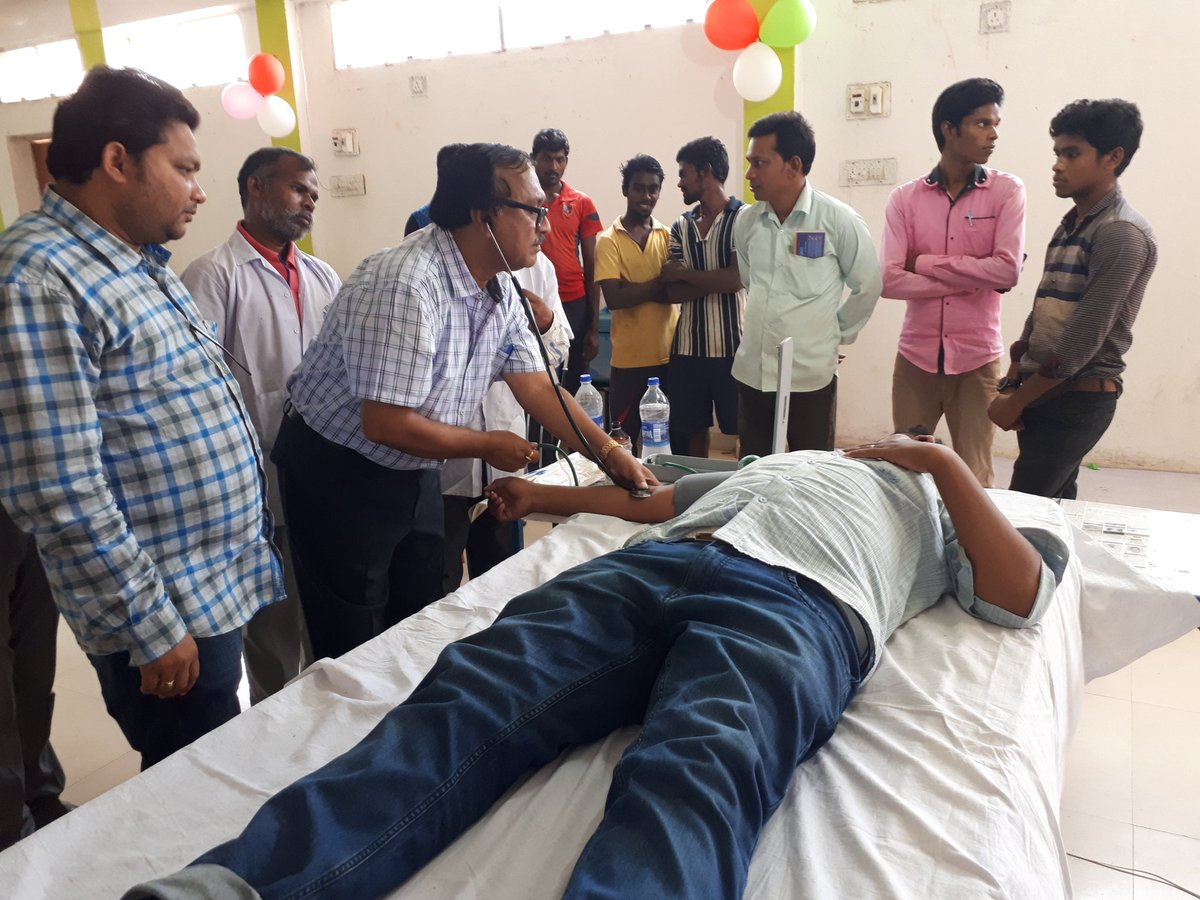 SarojMeeher's tweet photo. Patnagarh subdivision blood donate camp at ptg https://t.co/drzdM4wLmQ