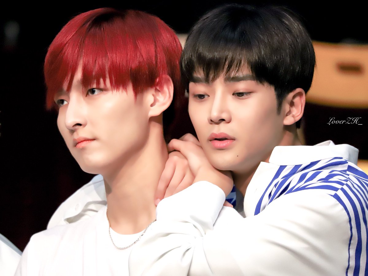 SF9ZUHOBAEK's tweet photo. あっ...ジュホお前そんな涼しい顔して思考止まってたら大好き
いいよいいよ～96's活動活発化してきてるよ最近~ https://t.co/WmXRNgnsxS