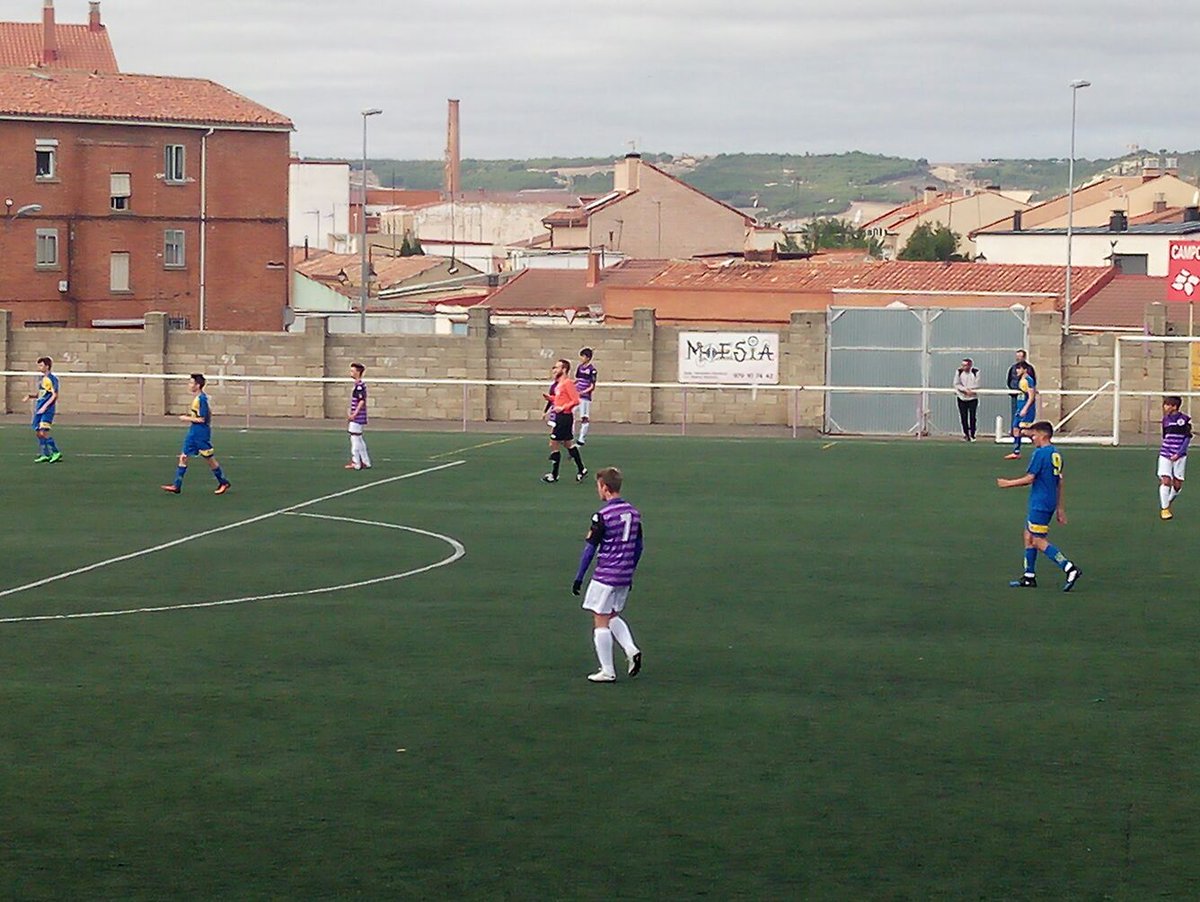 CDPalencia's tweet photo. Provincial
C.D.Palencia B 1  C.D Astudillo 4
Cadete
San Antonio 0  Deportivo Palencia 0
Juvenil
CD Palencia 1 Pan y Guindas 1

Fotos Cadete https://t.co/xMusmOxhR1