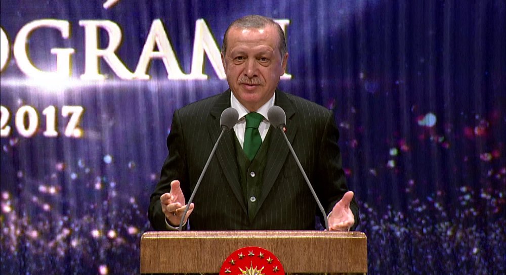 odahabertv's tweet photo. Avusturya ve Hollanda’ya Sert Tepki https://t.co/WPETVLOFJN #CamFilmiYasaklanmasın Beştepe'de #KartepeZirvesiBaşlıyor Kuzey Irak'ta AKP'ye https://t.co/gEGPRu3awT