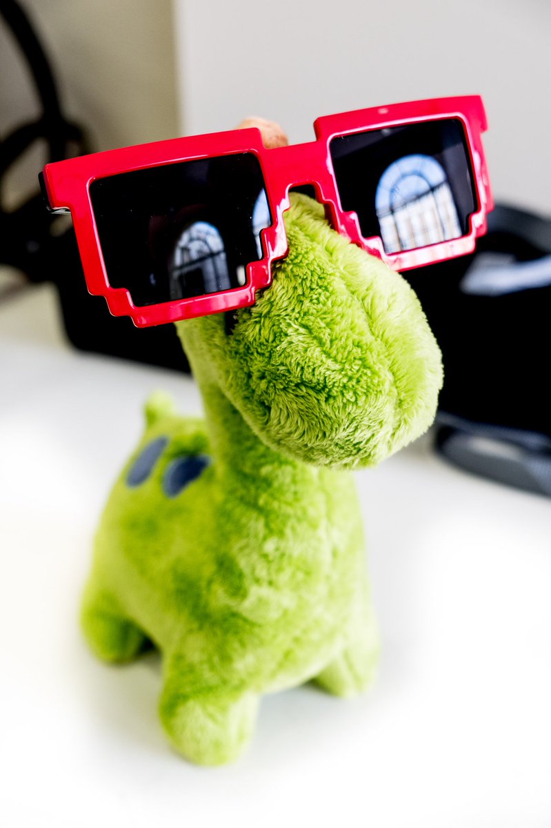Avodovnik's tweet photo. Last week, #findingdino helped out at @PixeljamUCL and got some nice sunglasses! Thanks for having us :-)
https://t.co/Nv1wXLZhmb https://t.co/jBYB113gT3