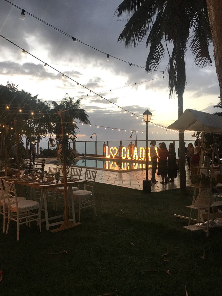 MusicaliaTF's tweet photo. Una vez más, que a gusto nos sentimos siempre en @CuadraSDiego. Gracias a todos los asistentes. #bodas #tenerife https://t.co/U27WtlkWgr