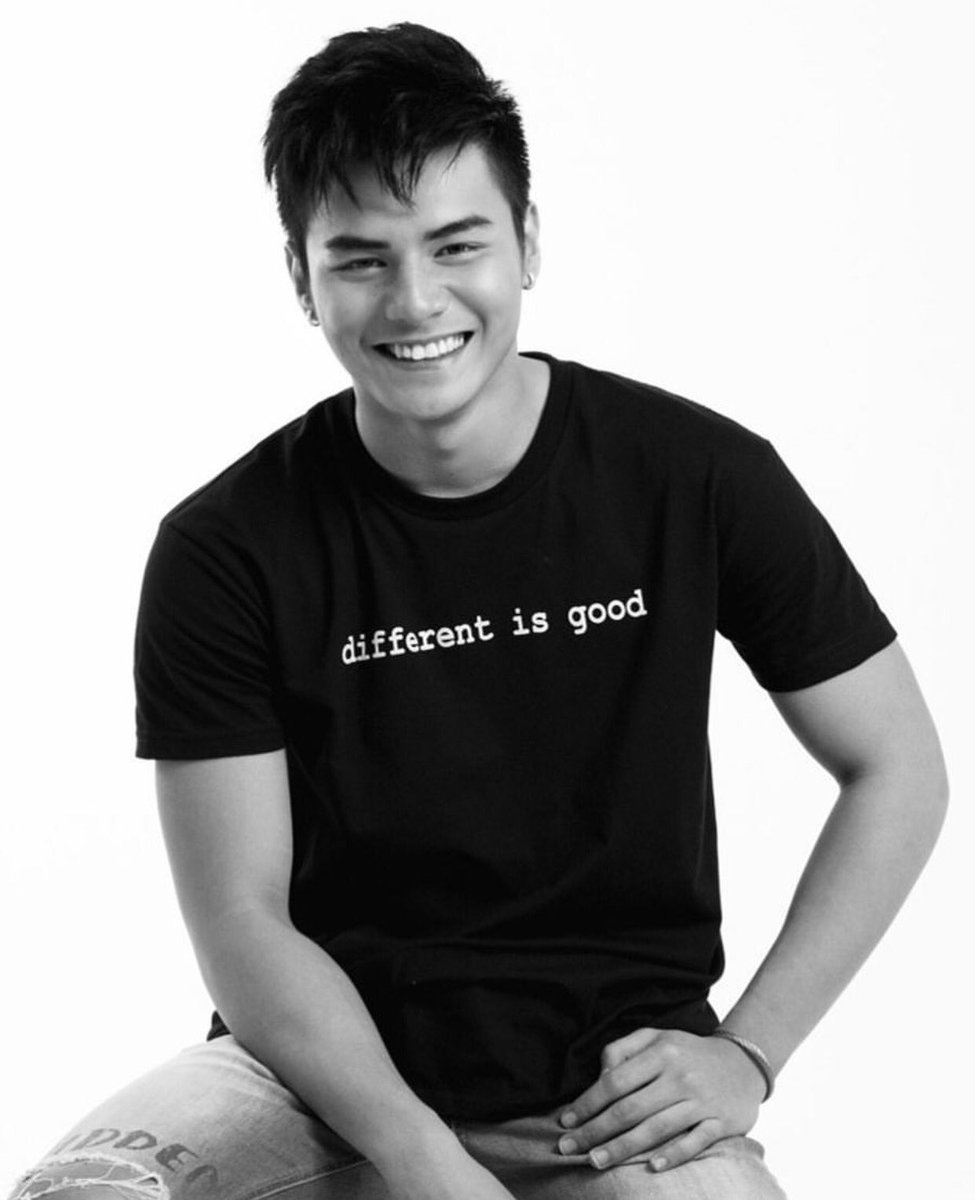iamr2alonte's tweet photo. It's okay to be different. Different is good. I AM DIFFERENT. 

Be part of the movement. 

#IamDifferent #AntiBullying #Penshoppe https://t.co/ISsg4yiGFy