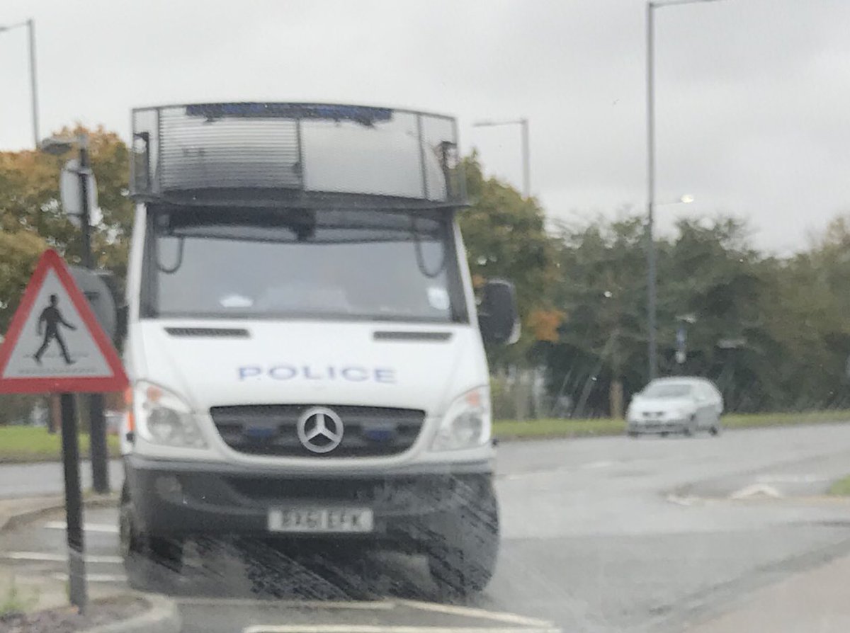 N1ckNamed's tweet photo. 3 points surely? @SurreyRoadCops https://t.co/KV8NNpbqE1