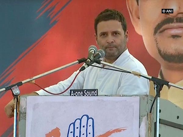 albuzzer's tweet photo. #Congress vice-president #RahulGandhi on Monday called the #GST ...
Read more : https://t.co/D4Td148fek
#GabbarSinghTax #Modi #PM #Albuzzer https://t.co/jxakULQ1ki