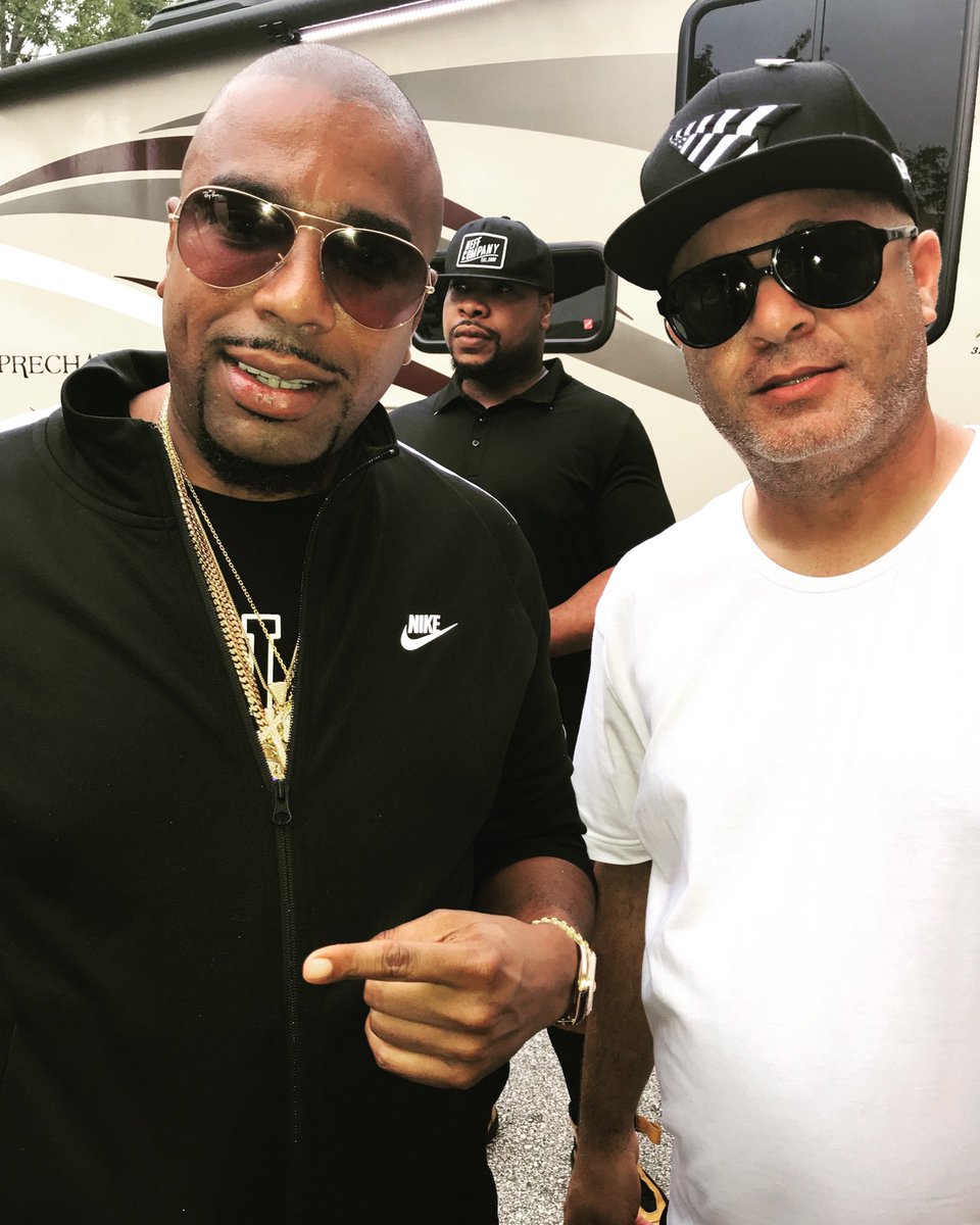 MOSES_NBM's tweet photo. Me and the homie @noreaga yesterday at @power953 ‘s #CalleOrange https://t.co/oCJAiXp7GW