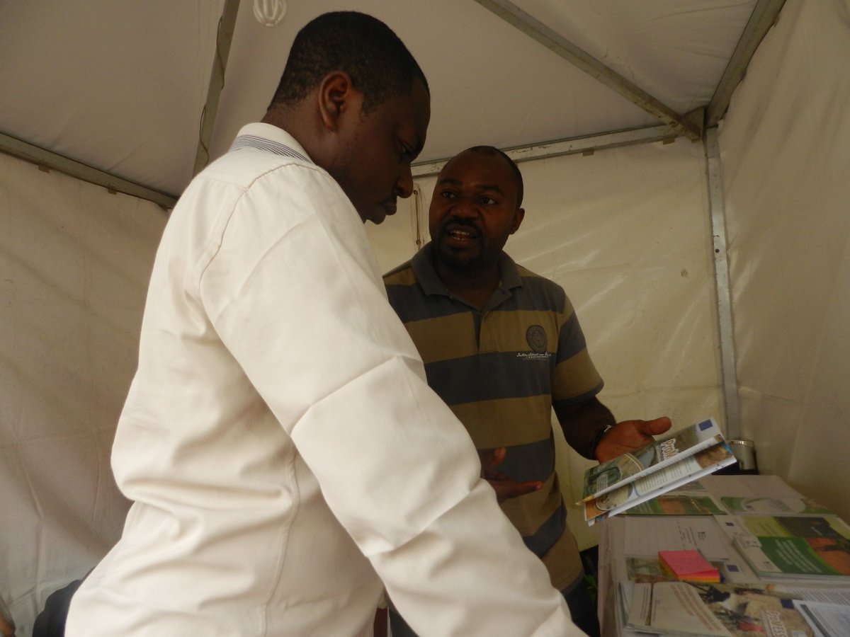Forest4dev's tweet photo. Les problèmes du secteur minier interessent à la 17ème réunion du #PFBC @ProjetPromess #travaiildesenfants #trousabandonnés #act4anewmining https://t.co/QuEaPFmU1d