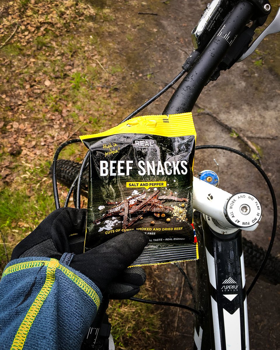 realonthego's tweet photo. Our Beef Snacks are great companions for any activity. Bring them along next time and you'll see.
#RealOnTheGo #snack #driedmeat #protein https://t.co/YBWU2cemaK