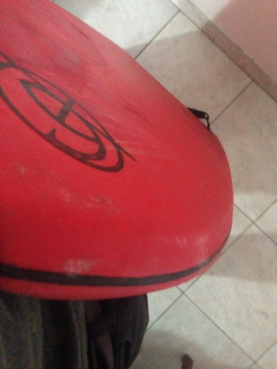 RooDavid's tweet photo. Vendo Bodyboard Number 6 Manny Vargas Fuego de la Vida  43 muy buen estado sin abolladuras ni crákeos no absorbe aguas https://t.co/4K0OxduIlS