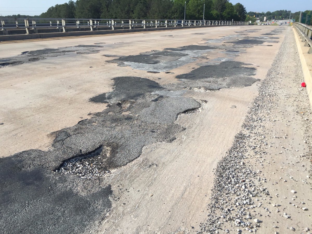 SCDOTPress's tweet photo. Before/after photos of SC 555 Farrow bridge deck work (over I-77) in Richland County recently completed. Final inspection was done Friday. https://t.co/g0Hw4sYAbR