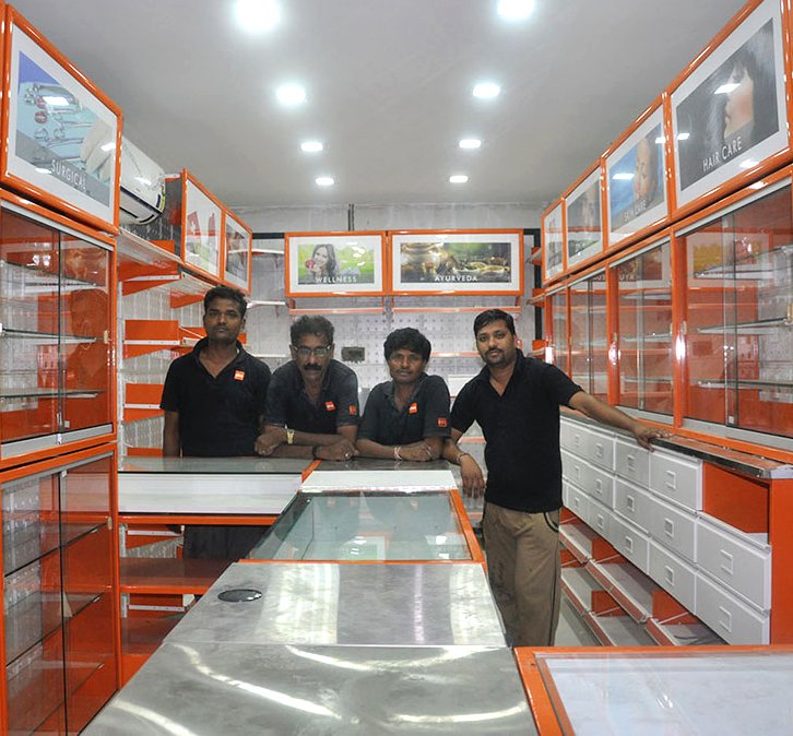 GlueDesignIndia's tweet photo. Shop-in-box.  #quiktile transforms in #48hours. Individual #kiranas #chemist stores get #modern with modular #fixtures in #StainlessSteel https://t.co/xahM14Zfkm