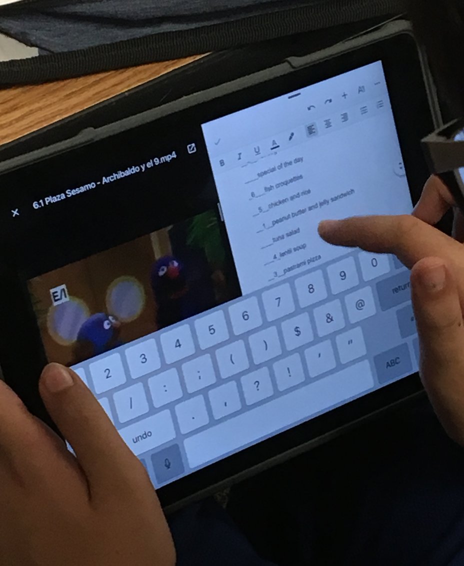 mrwolke's tweet photo. Spanish + Sesame Street = Student learning (and fun)! w/ Sra. Huff’s students #lpsipads #techatlex https://t.co/shpnOxwIb8