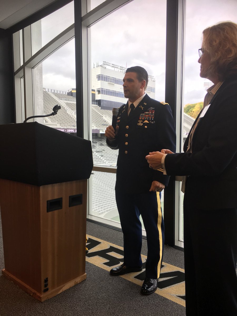AngelVentures's tweet photo. West Point Entrepreneur Summit @TrueMadeFoods @pair3d  @CargoMetrics https://t.co/ZFcEKxiP6x