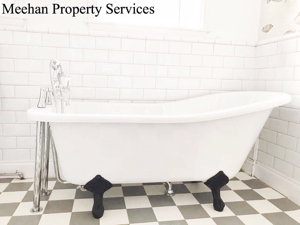 MeehanProperty's tweet photo. Edwardian bathroom we did #bathroom #edwardianbathroom #edwardian #tiling #followusonfacebook https://t.co/FDJWQWOVDo