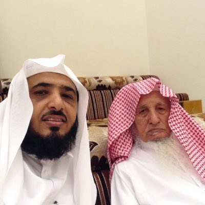 D__ALSHAMRANI's tweet photo. أبارك لأخي د. علي الحذيفي تكليفه وكيلاً لكلية القضاء والأنظمة للشؤون التعليمية بجامعة أم القرى. https://t.co/gVZBxSCkz8