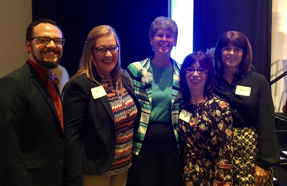 SCMinFdn's tweet photo. Congrats to Sister Sally Duffy- named Woman of the Year @GrCinciFdn @Enquirer #woy17 https://t.co/dLoRbeBt88