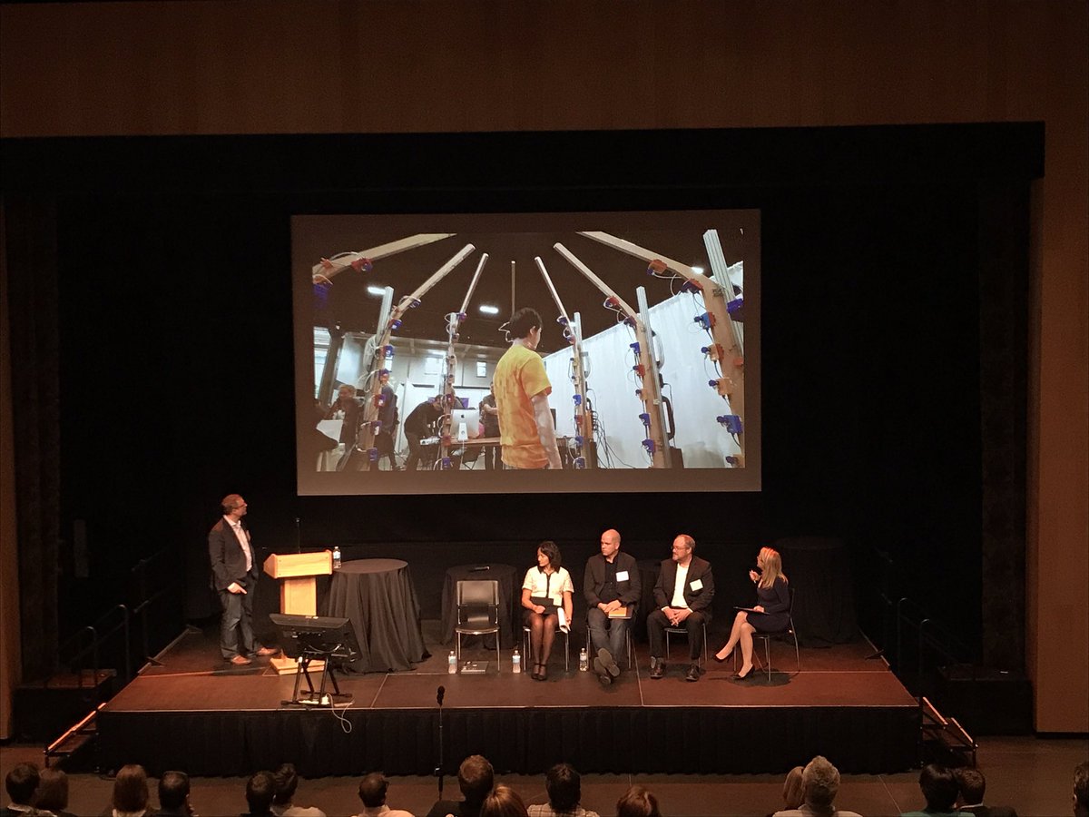 ESACanada's tweet photo. #VR &amp; #AR panelists @finger_food @ubisoft @SilverbackGames &amp; @Pelesys discuss how tech can change the way that we learn, work + interact https://t.co/dt0iYvz79O