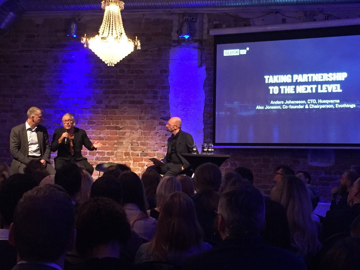 infopingapp's tweet photo. Startups, ”-Be bold, the big companys needs you” Small talks discussing collaboration between startups and big corporations. #smalltalkssthlm #slush #startup https://t.co/M5ePDDWZyf