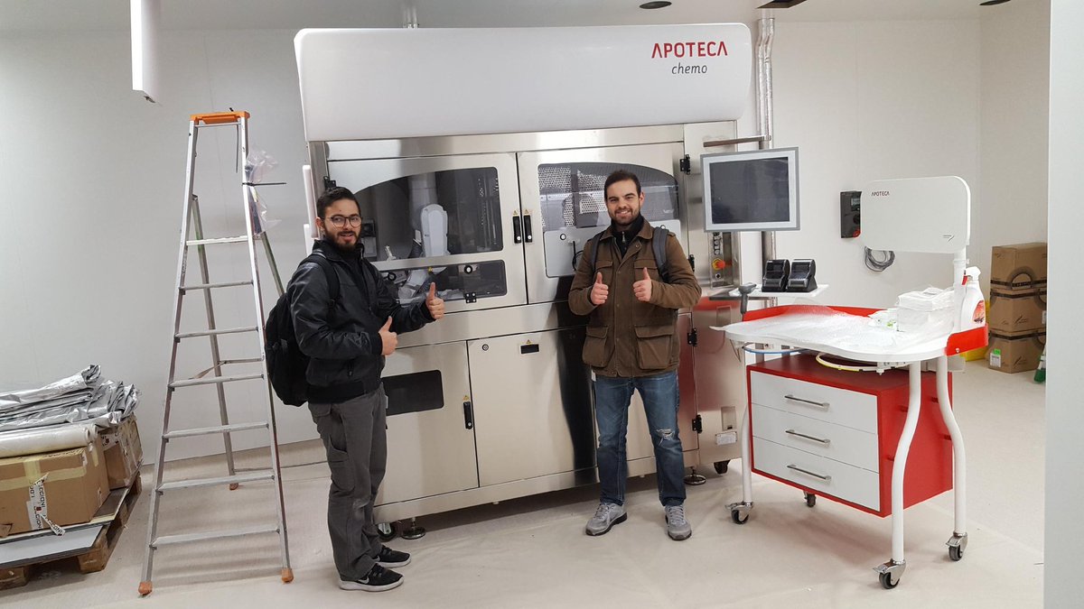 FLEMARE's tweet photo. #loccioni, #apoteca. Première installation  française du  robot de préparation de chimiothérapie Apoteca @GustaveRoussy https://t.co/aqsoiRJYTd