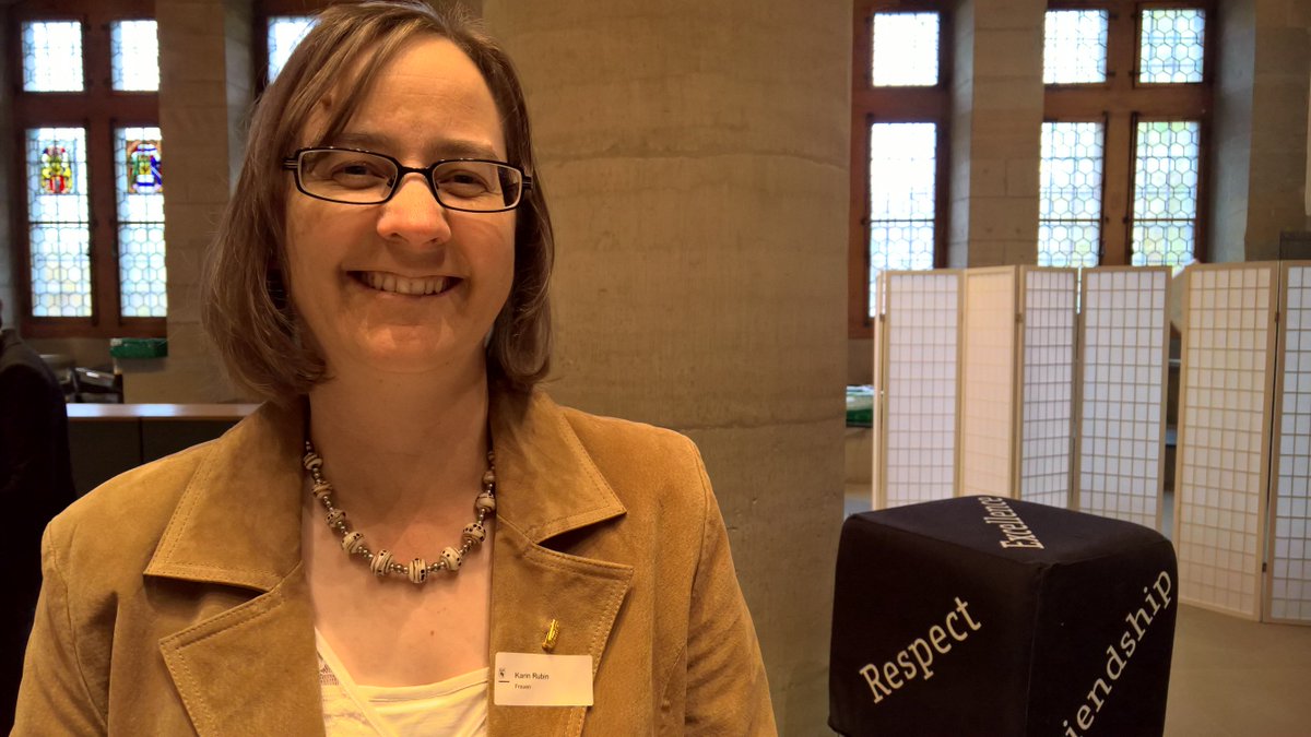 HLDC2011's tweet photo. #SportlerEhrungKantonBern u mir si dank dr Karin drby! https://t.co/P8xTmjSP7N