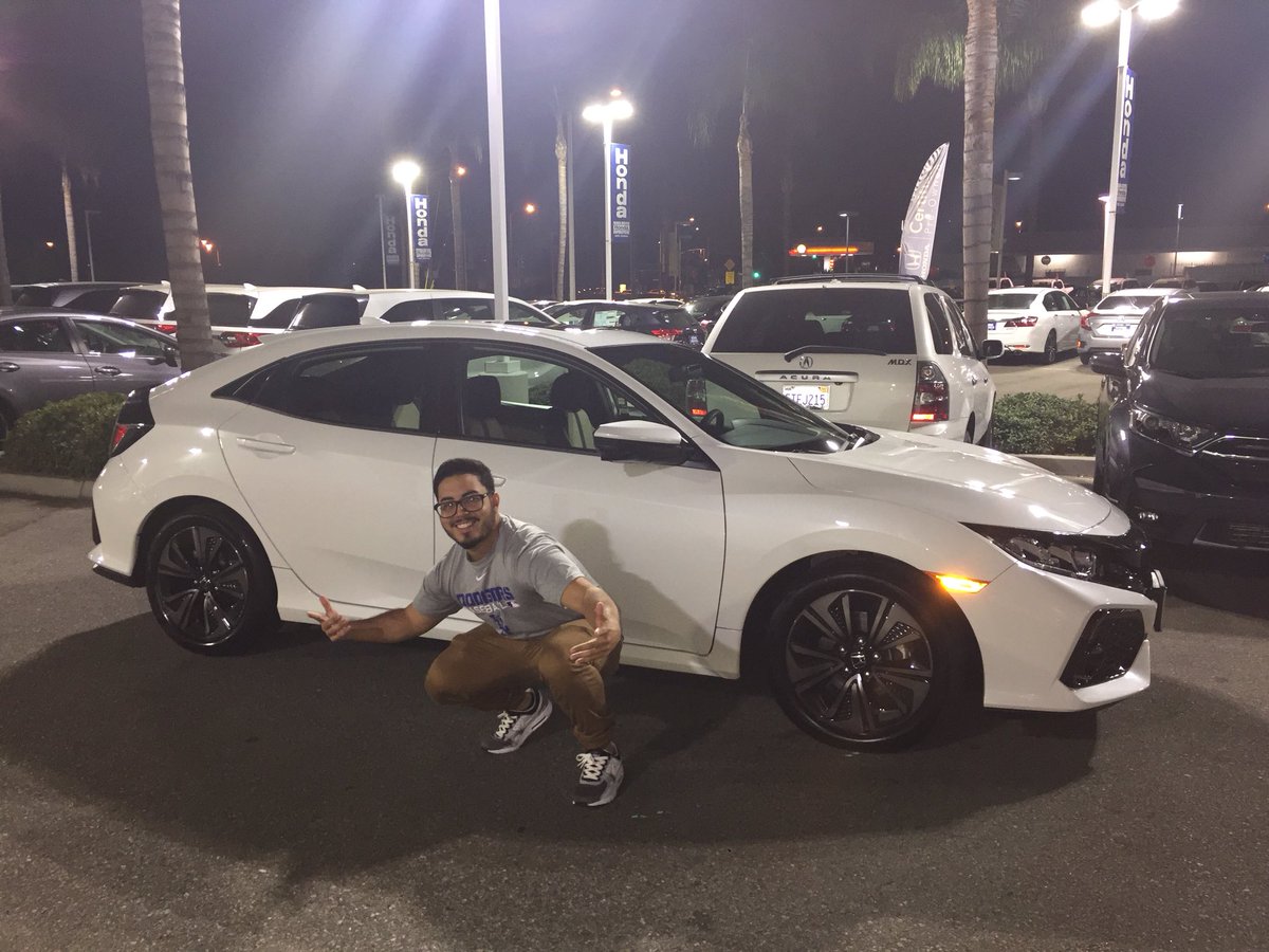 deee_84's tweet photo. Finalizing my insurance and financing is really making it kick in that I just bought a car... about time #RIPBeyonce #HelloCARdiB https://t.co/DZGEea0k4r