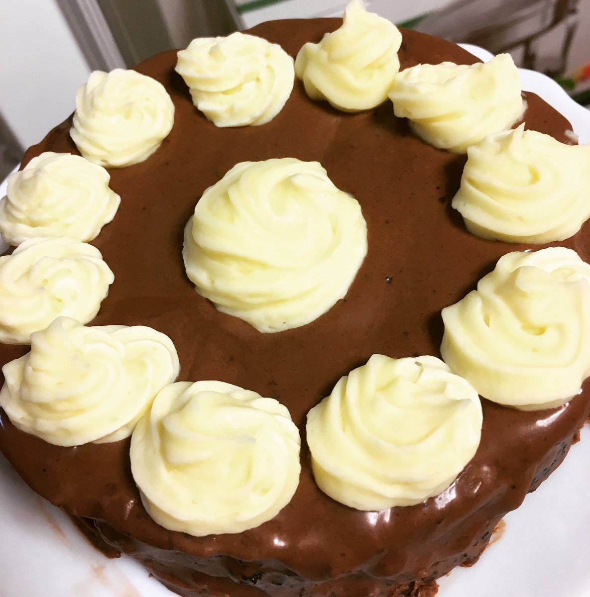 aObayashii's tweet photo. DIY 😂 i know. dont have the talent of *creativity*.🎂😜 https://t.co/baGEnKAzKI