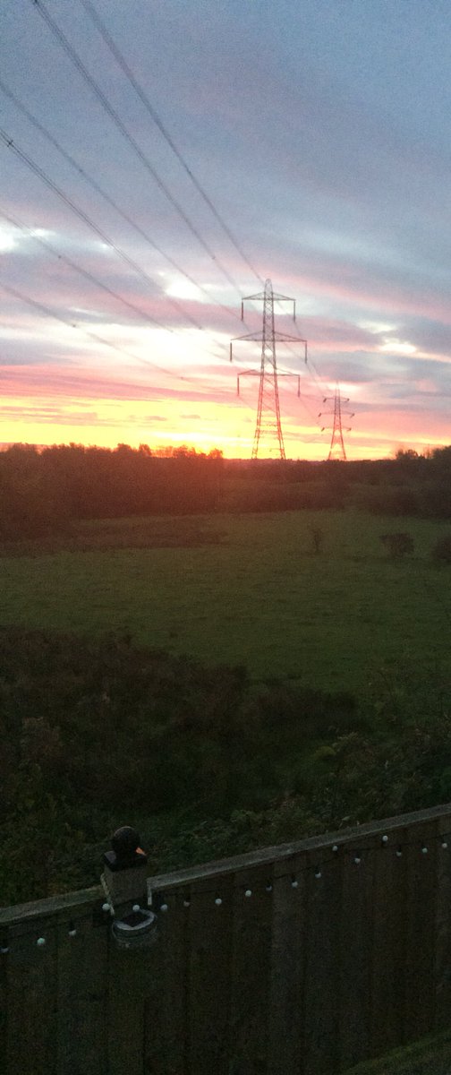 carolineking76's tweet photo. @nationalgriduk the pylon in the field by my house has started making a noise even when it’s not raining? Any ideas #pylon #energy #strange #abitodd #Electric https://t.co/zkyHZS36kq