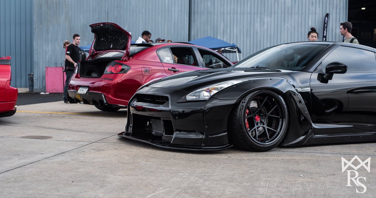 Royal_Stance's tweet photo. Our coverage from #firstclassfitment is now live on https://t.co/49760OzoF3
Photos by Ernesto Guappo
#royalstance #fcf17 #nissan #gtr https://t.co/xM55Qj5Dxg